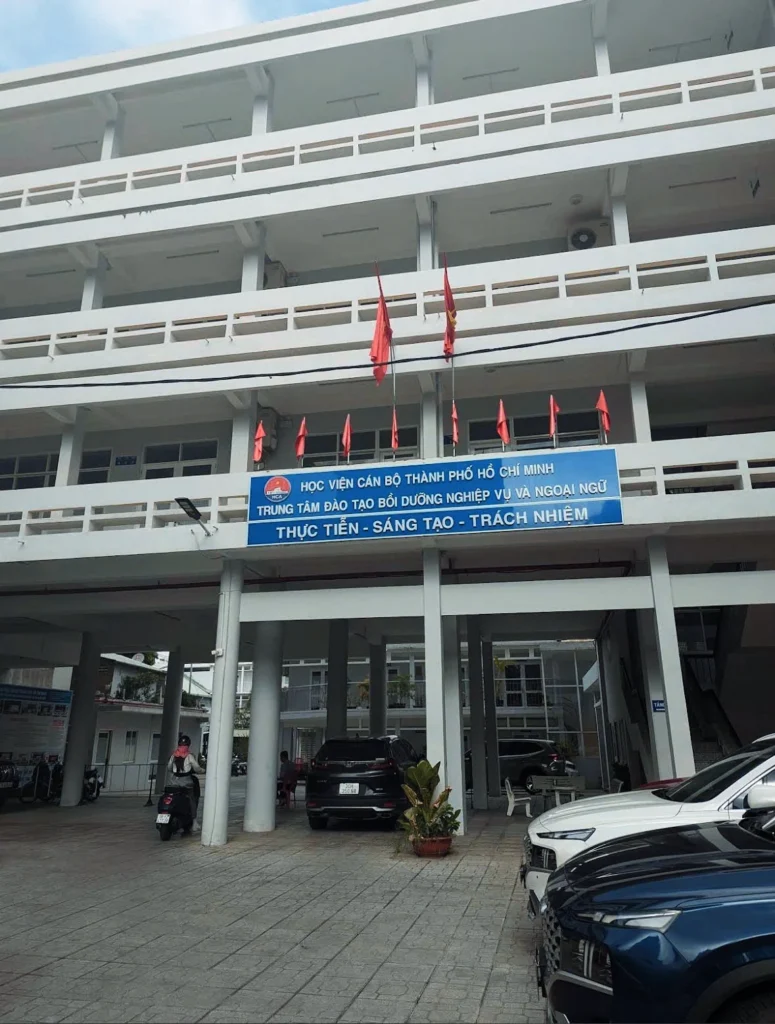 Học viện cán bộ